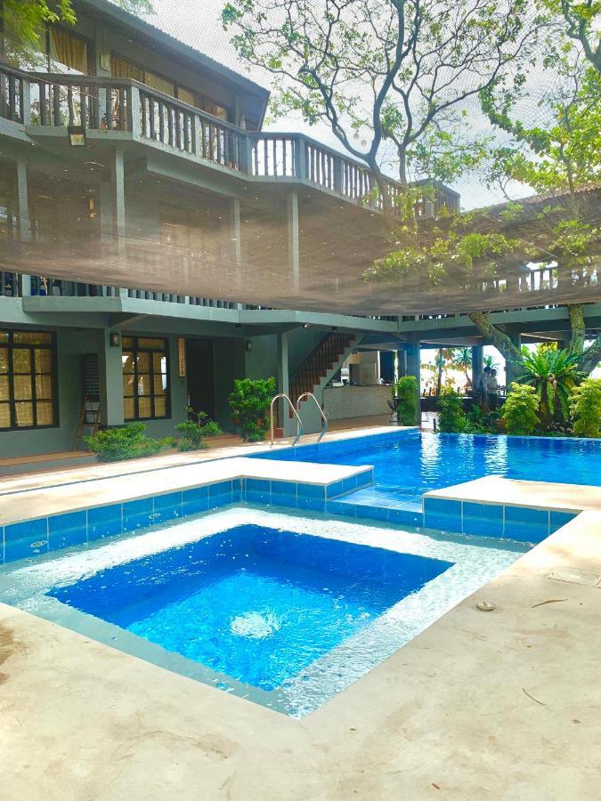 The Henry Resort Taramindu Laiya Batangas Exterior photo